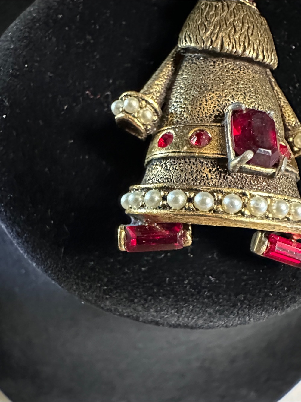 Vintage Signed Hollycraft Christmas Tree Santa Claus Brooch Pin Red Rhinestone - Picture 12 of 15